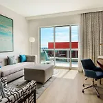 Hampton Inn&Suites Santa Monica