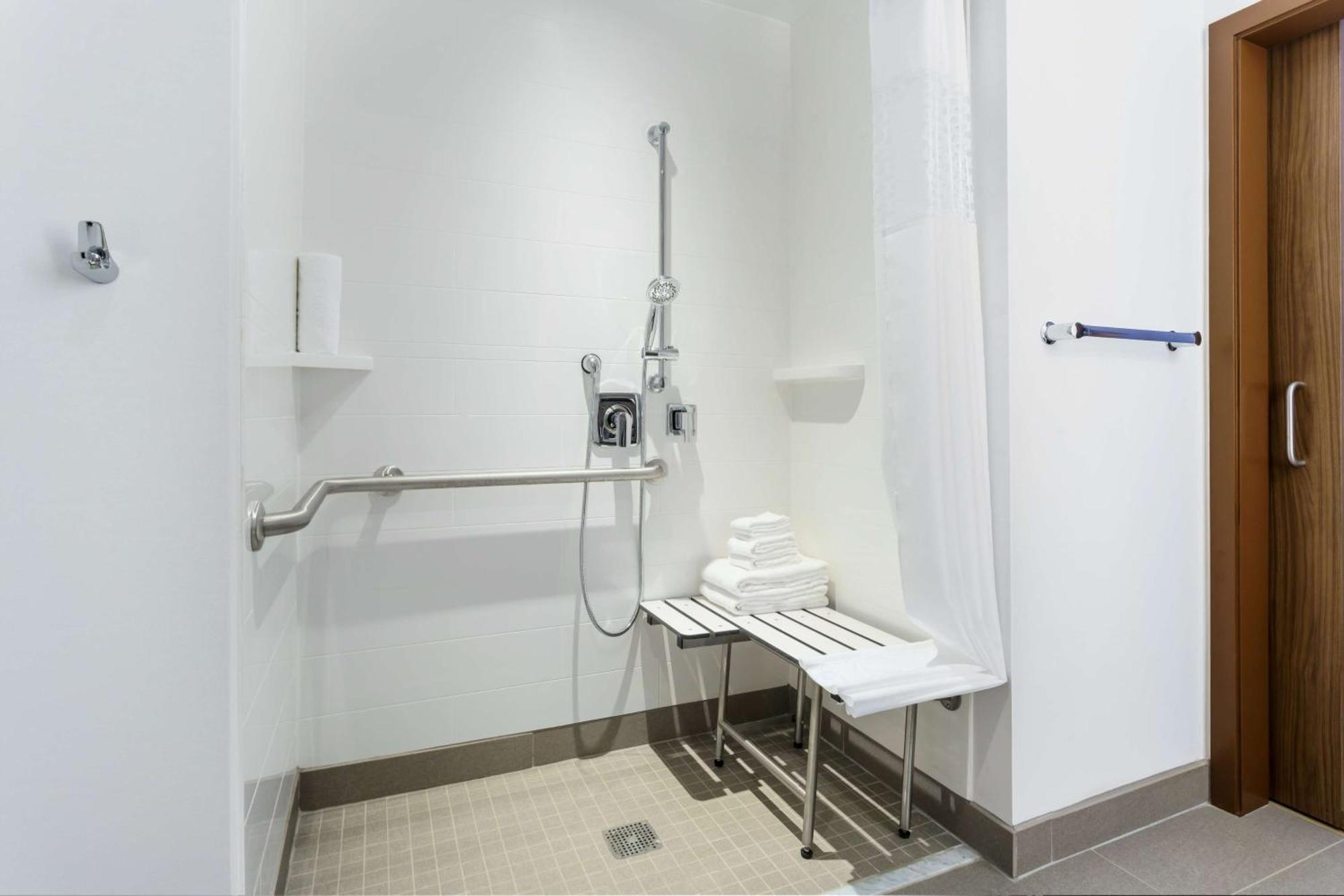 Hotel Hampton Inn&suites