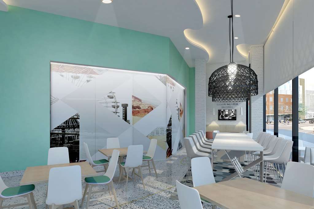 Hampton Inn&suites Hotel 3*