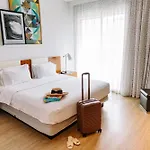 Hampton Inn & Suites Santa Monica